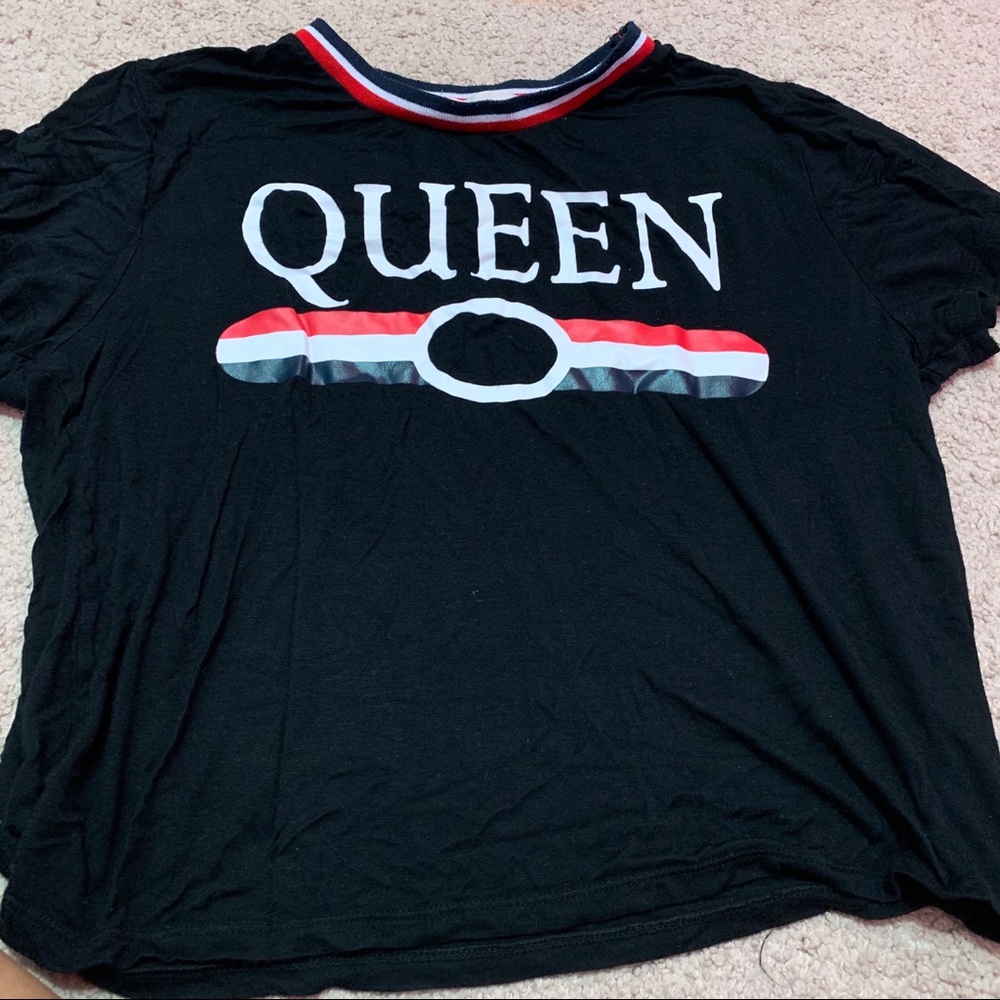 Shoet sleeve black shirt